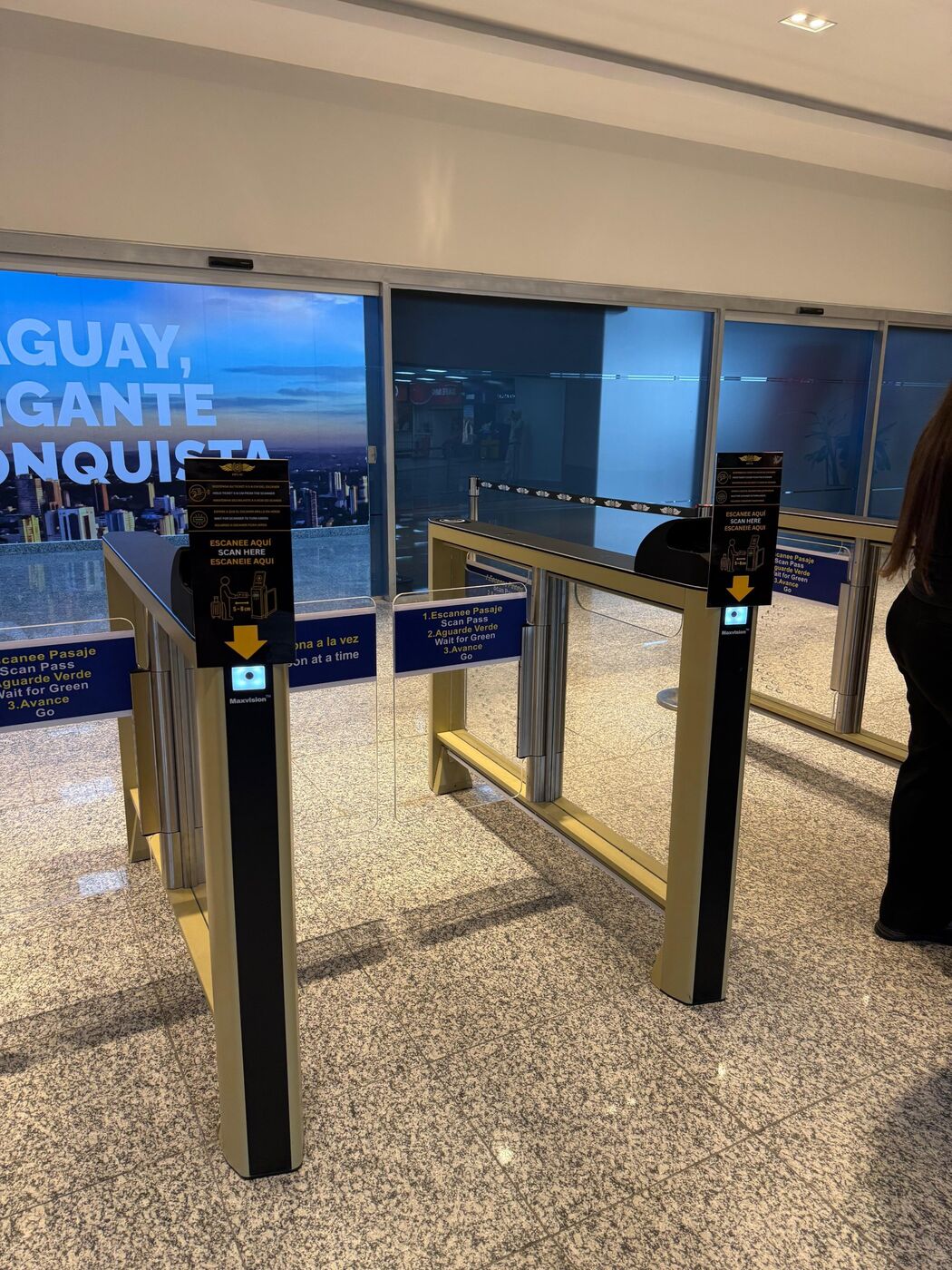 E-gates del Aeropuerto Silvio Pettirossi